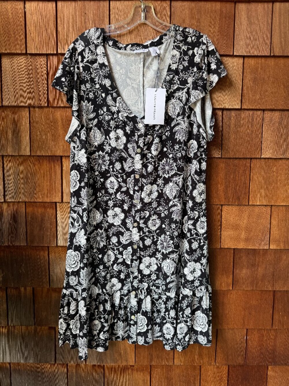 Lucky Brand Black & White V-Neck Floral Print Flouncy Shift Dress in Women's 2X